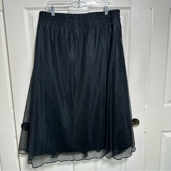 Women's Nike Woven Maxi Mesh Tulle Maxi Black Skirt Size X-Large Streetwear Goth - Picture 3 of 14